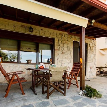 Villa Pino Pueblo Palioúri Eksteriør bilde
